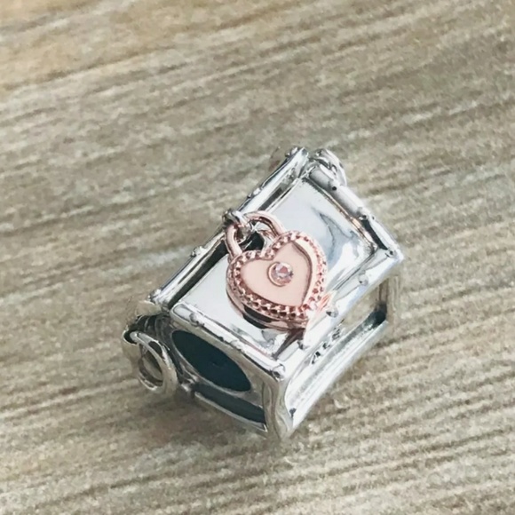 Pandora Club charm. - Picture 3 of 8